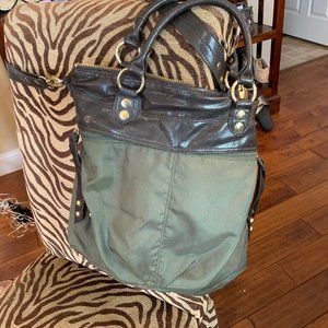 Large crossbody bag with handles